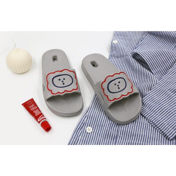 Romane x 10x10 - Brunch Brother Lion Bath Slippers For Discount - Image 3