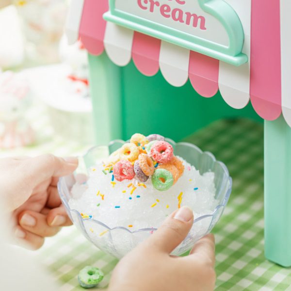 Sanrio x 10x10 - Hello Kitty Ice Shaver For Sale - Image 4